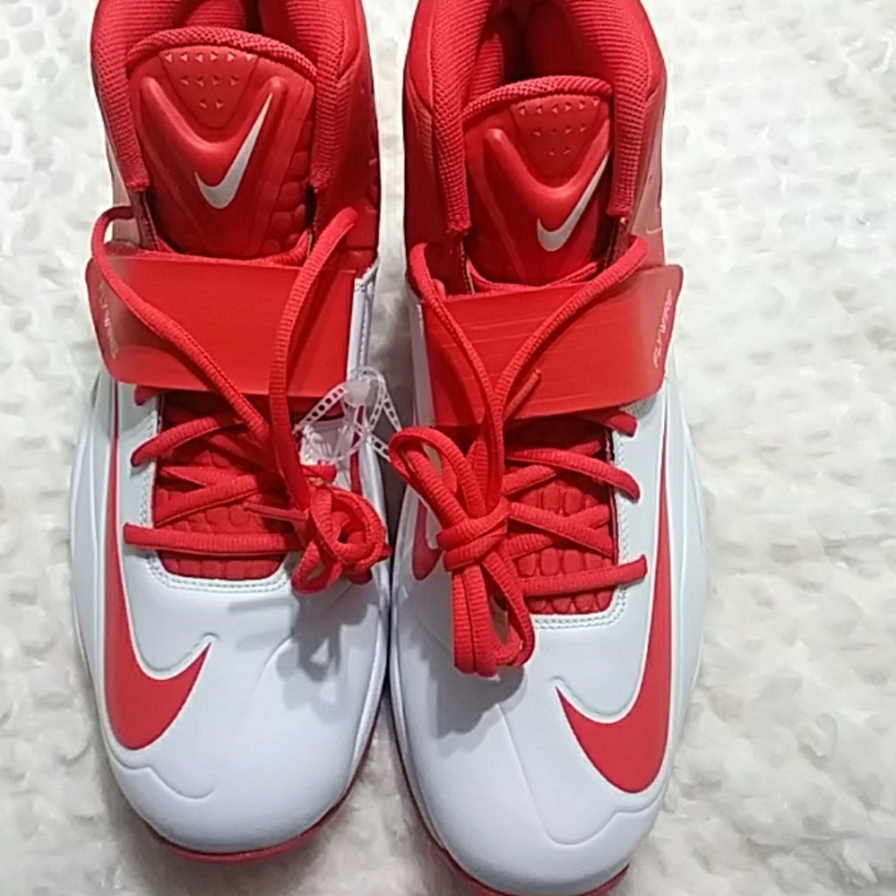 NWOB Nike flywire football cleats